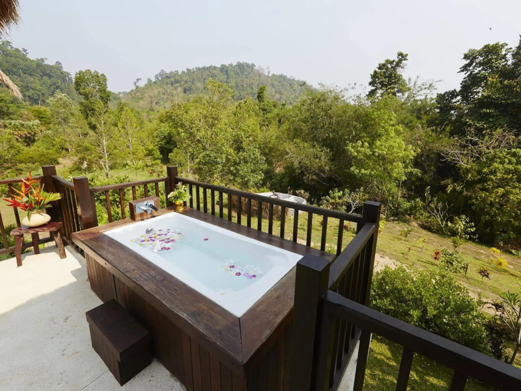 Wareerak Hot Spring & Wellness