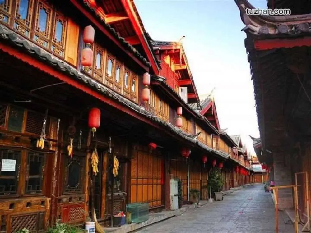 Kunming Lirui Hotel (Plateau Pearl International Trade City)