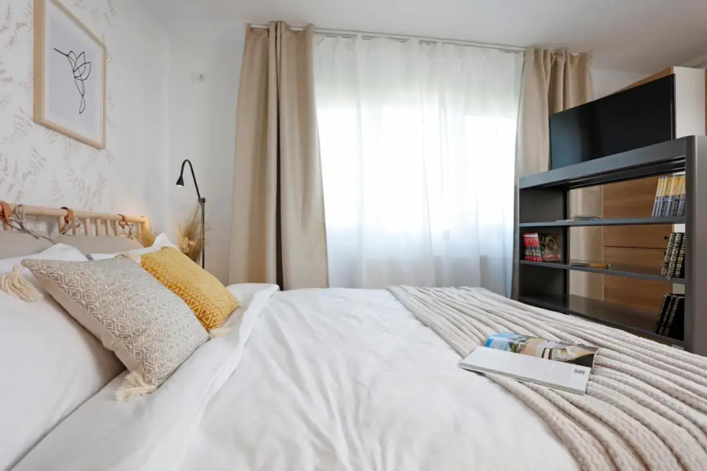New & cozy studio in Ghencea + Netflix