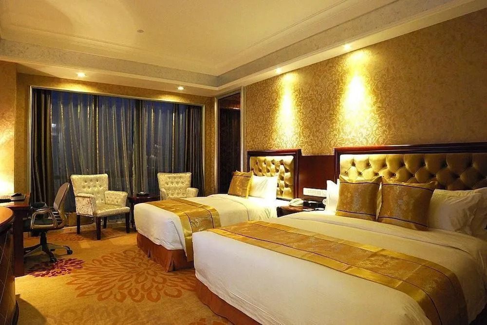 Oceania Hotel