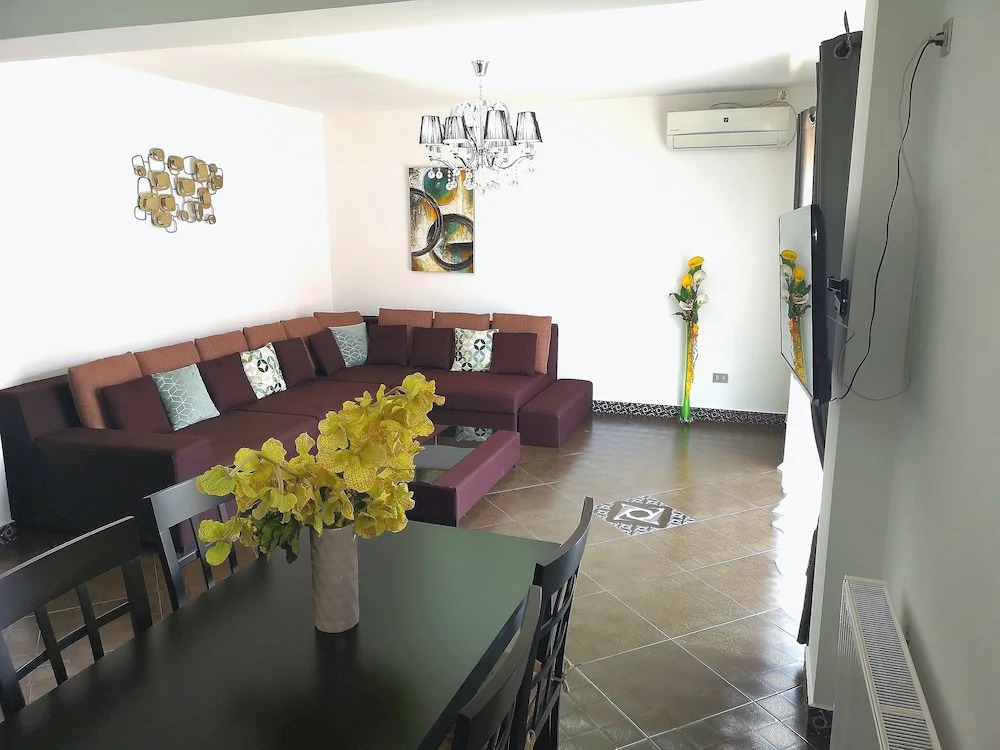 Casa Bella Apartments
