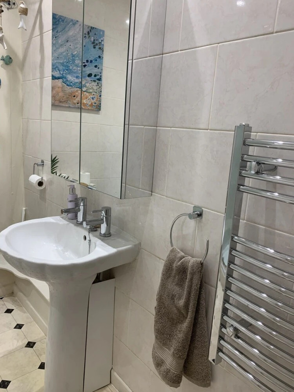 Charming 1-bed Apartment in Ventnor