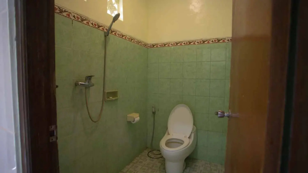 OYO 3910 Teges Inn