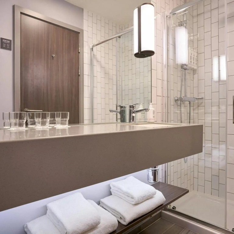 Moxy Dublin City