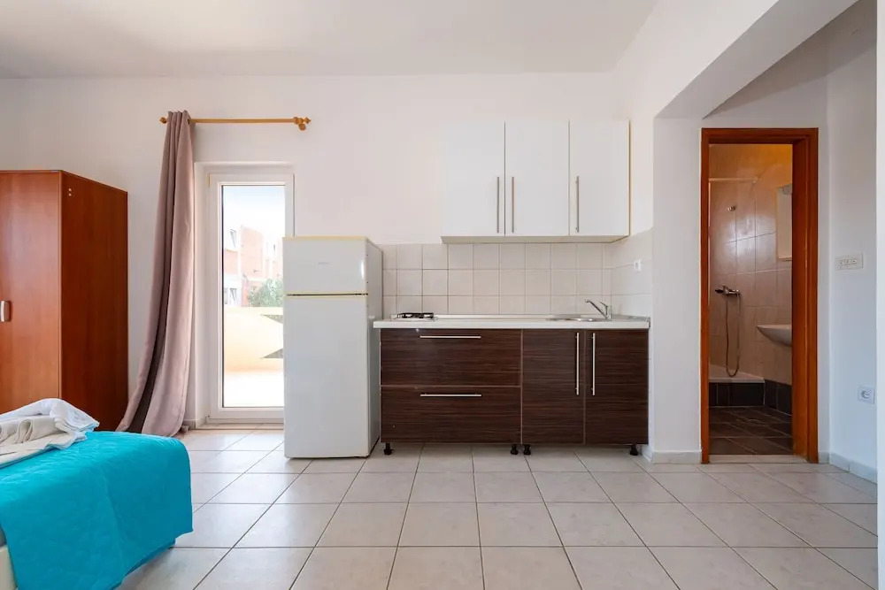 Bonvie Apartments in Center B7