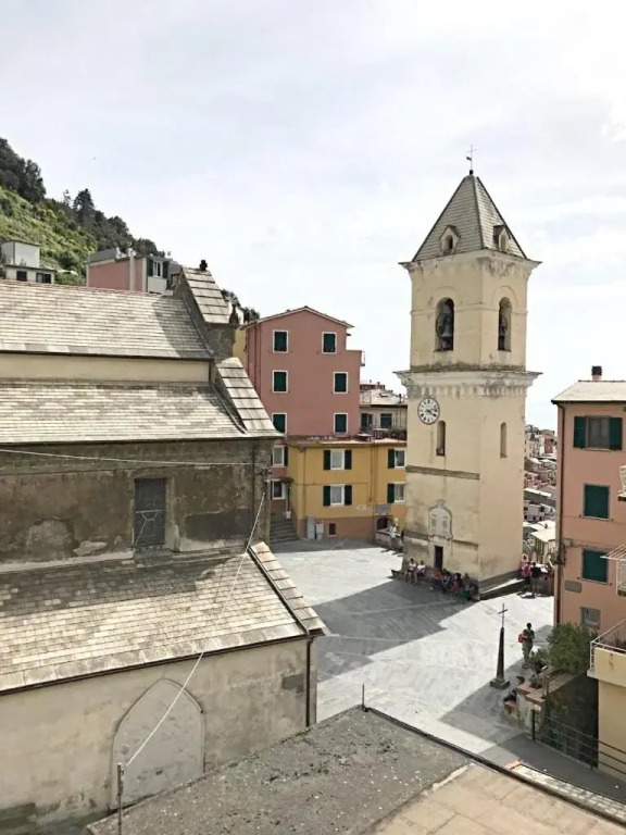 Pearl Gray House (in Manarola 5terre)