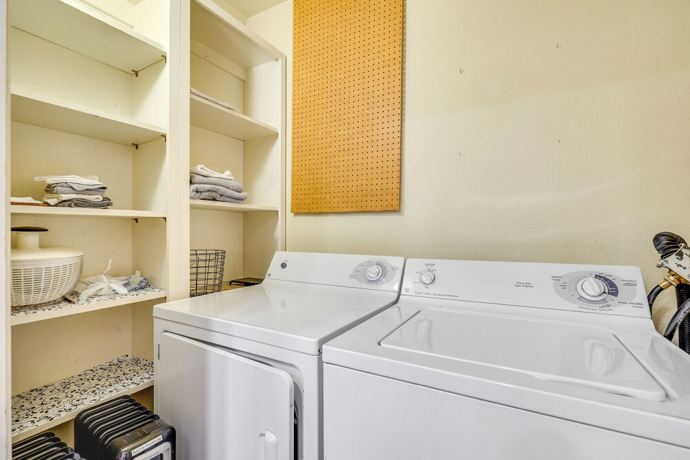 Luxe White Mountain Condo: Addt'l Rental On-site