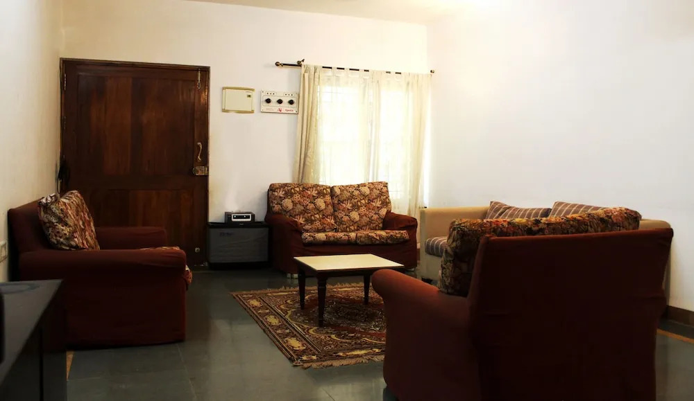 OYO Rooms Behind Nikhil Wines Calangute