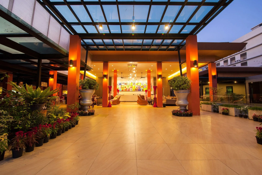 Woraburi The Ritz Resort & Spa