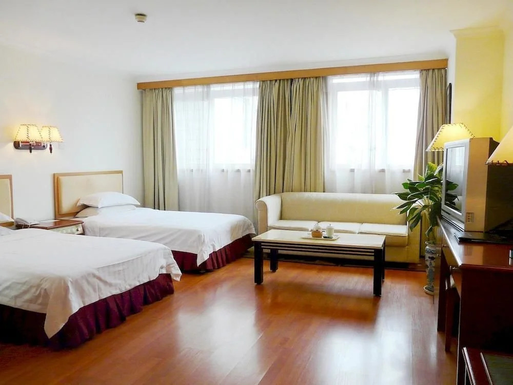 Yuehai Hotel