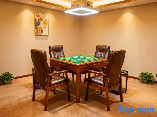 Lis Amman Holiday Villa Seaview Pool Estate Hotel (Erhai Airport Branch)