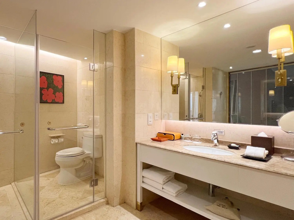 Similan Hotel Zhuhai-Gongbei Port High speed Railway Station