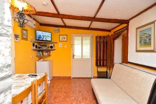 Apartments Predrag 498