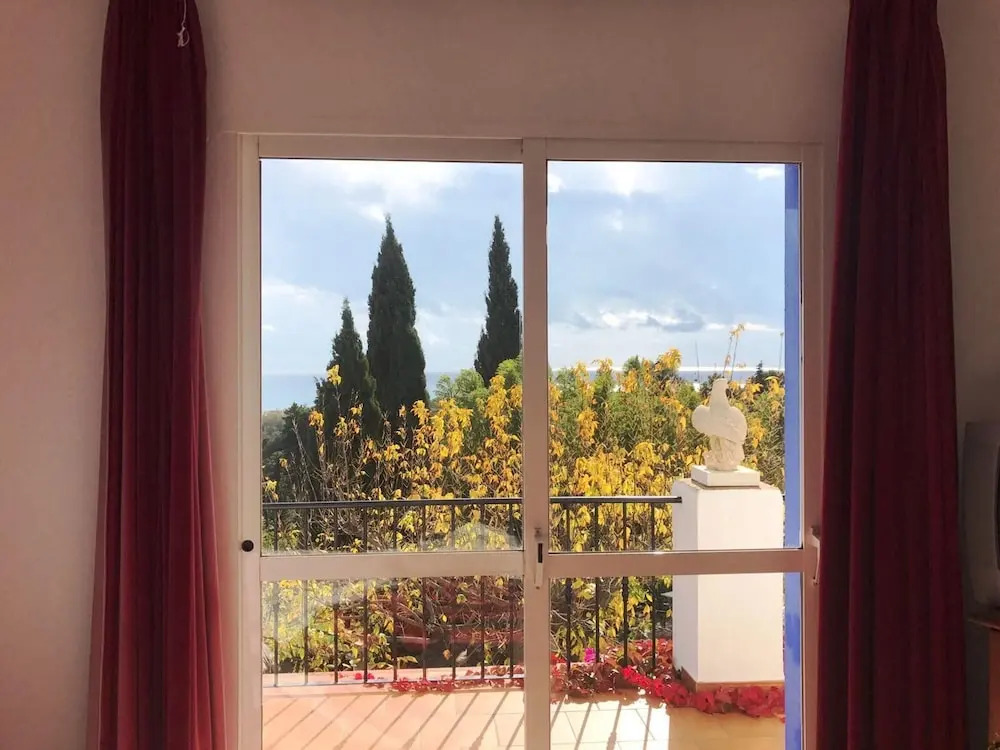Villa With 4 Bedrooms in Estepona, Málaga, With Wonderful sea View, Pr