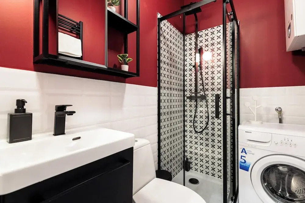 Retro Glamour by Upstairs