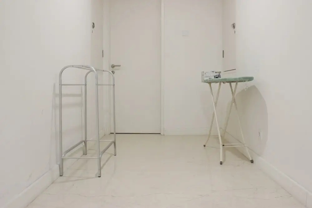Homey 4Br Apartment at Landmark Residence