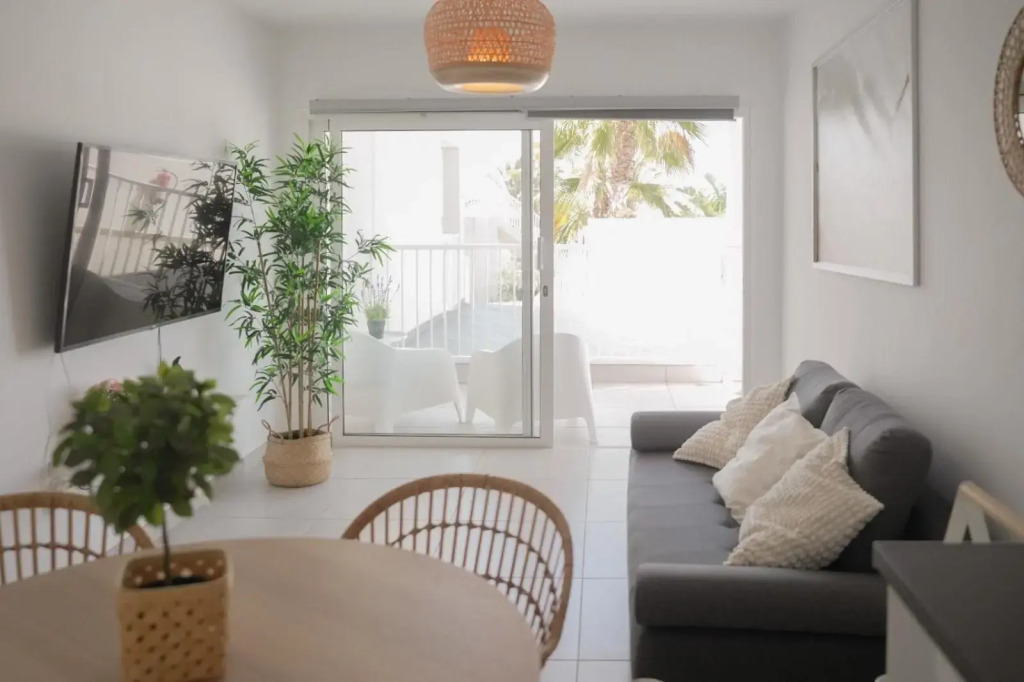 Precioso apartamento en complejo con piscina