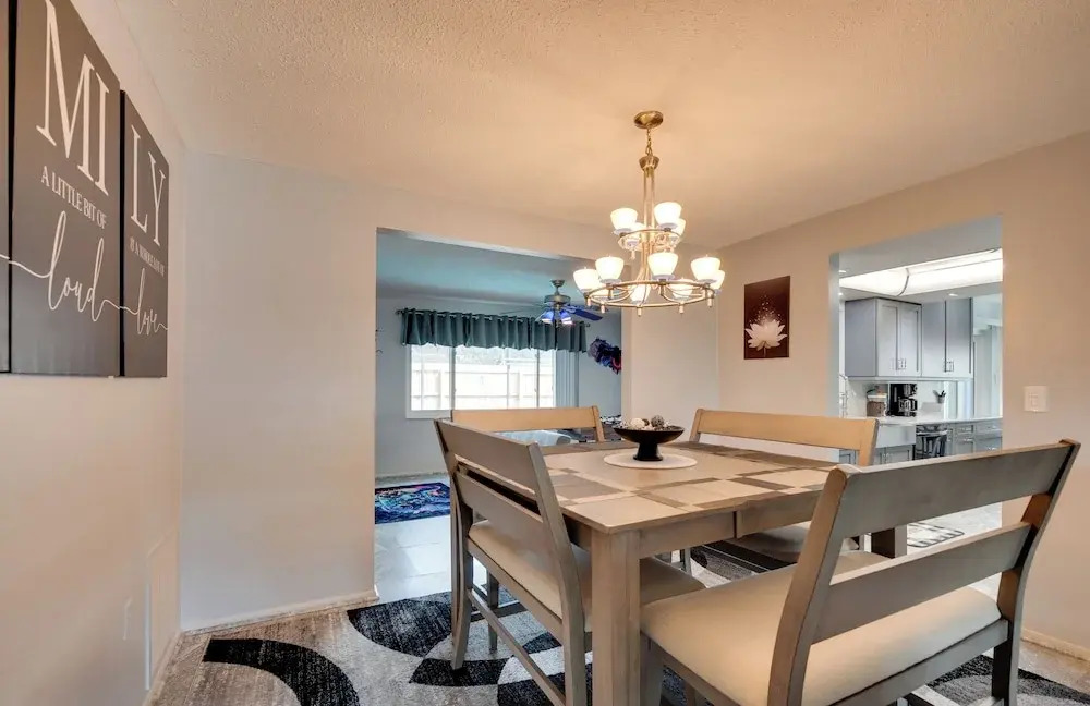 Home Near Werner-boyce & New Port Richey!