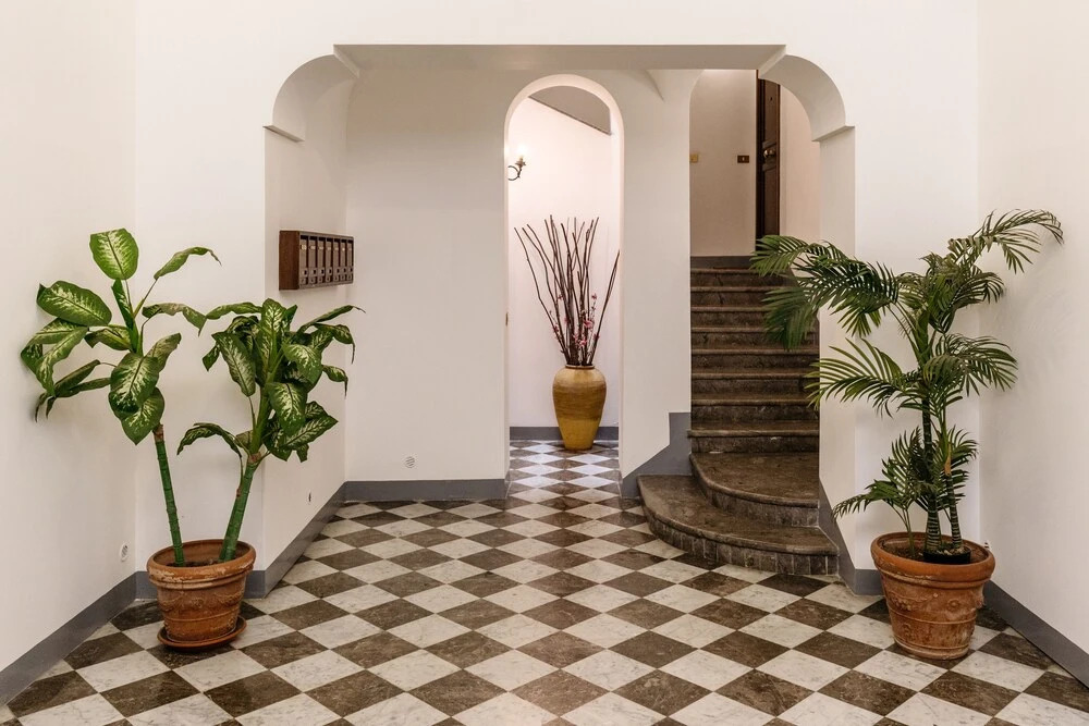 Terrazza e stile sui tetti della Kalsa