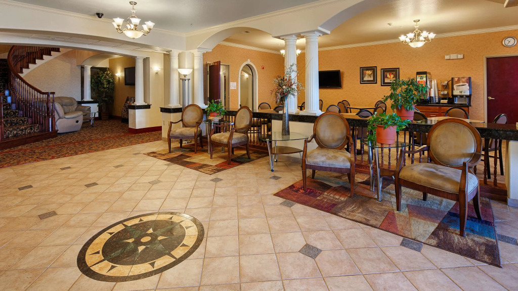 Best Western Inn & Suites - Henrietta