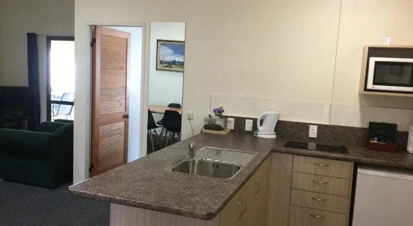 Captains Quarters Motor Inn