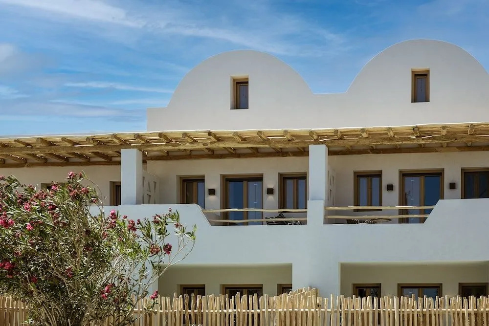 Opalia Suites