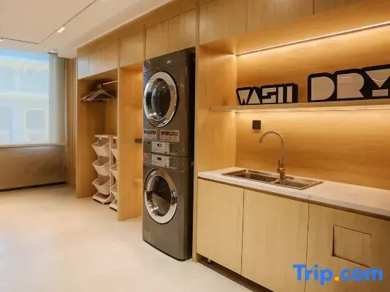 Home Inn (Qingyang Changqing Avenue)
