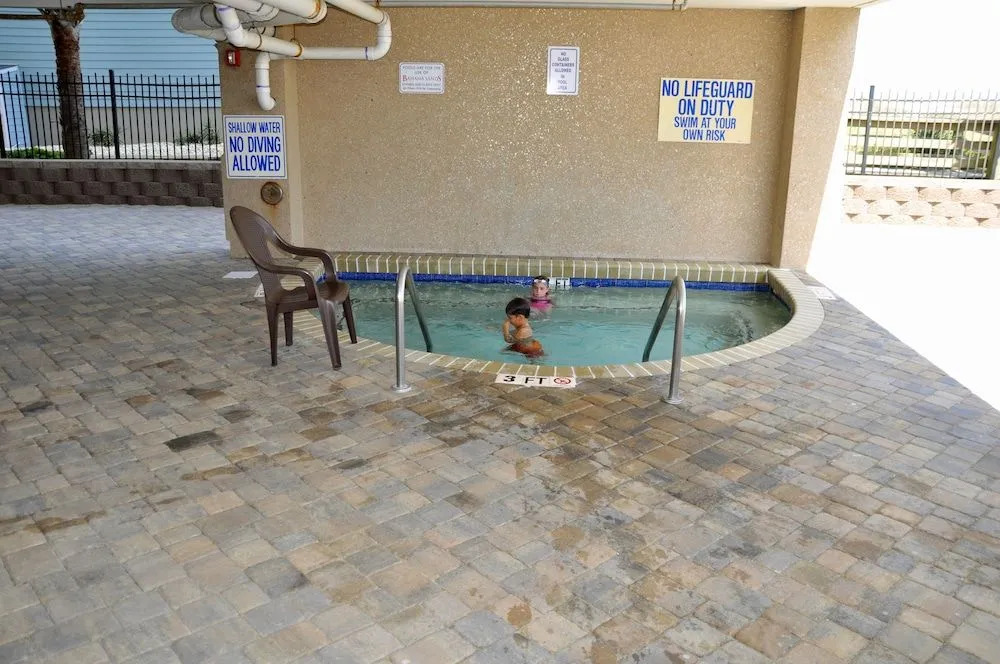 Atlantic Breeze 709 3 Br condo by RedAwning
