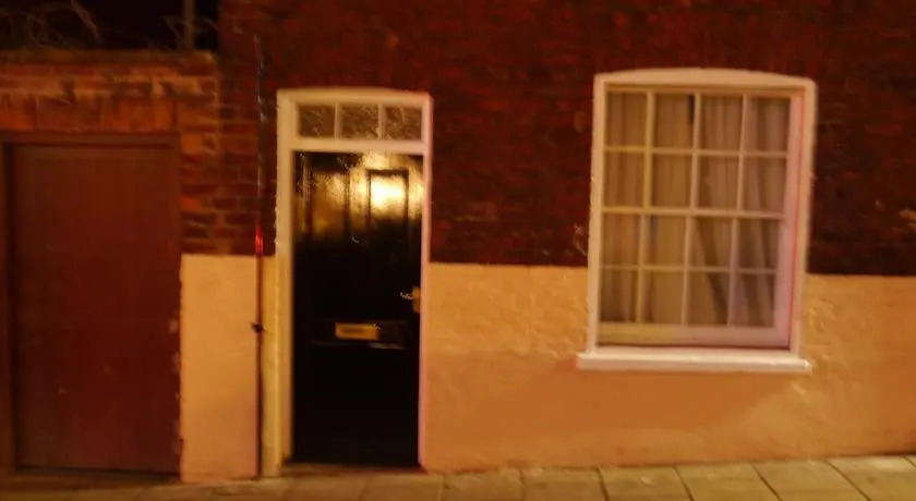 No.4 Cumberland Street