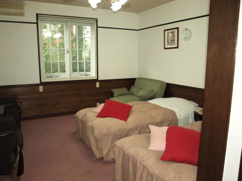 Royal Silk Inn