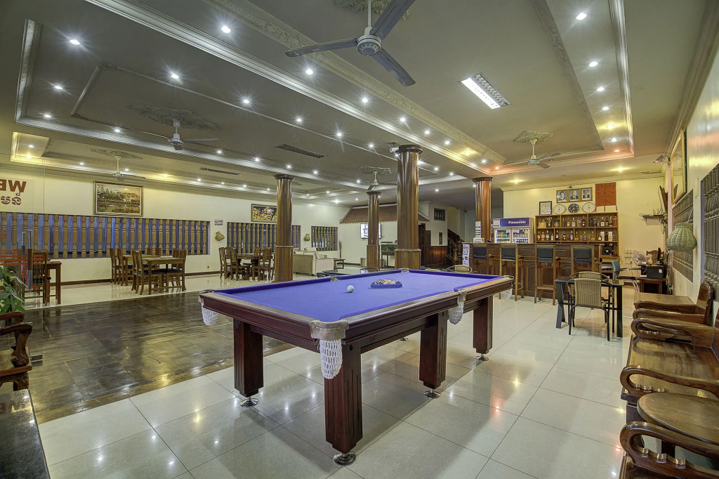 DV Angkor Villa