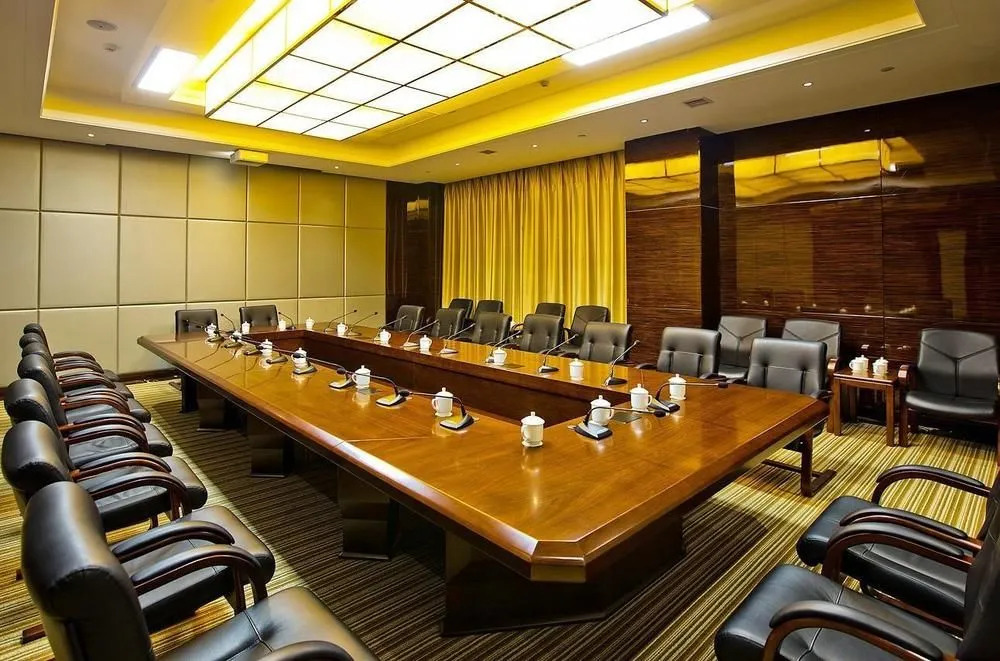 Yichang Golden Lion Hotel