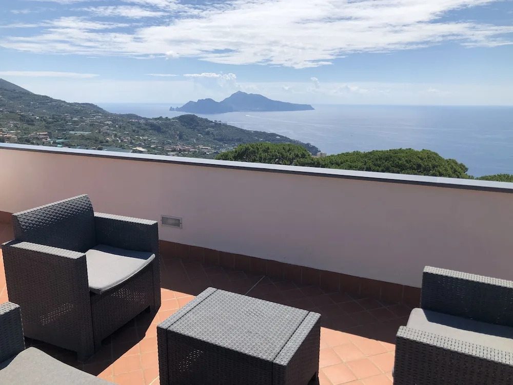 Villa Bellatrix