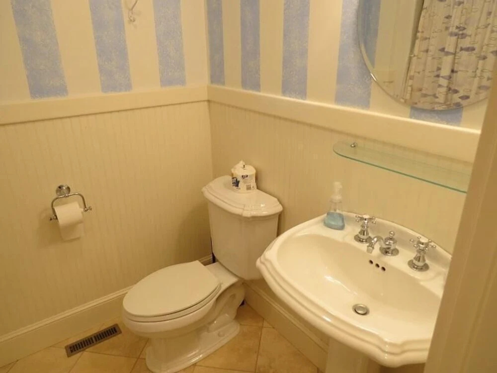 41 Mooncussers Lane - Five Bedroom House