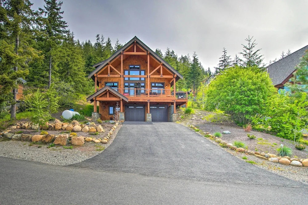 Soak, Night Ski & Explore! Cle Elum Mtn-view Cabin
