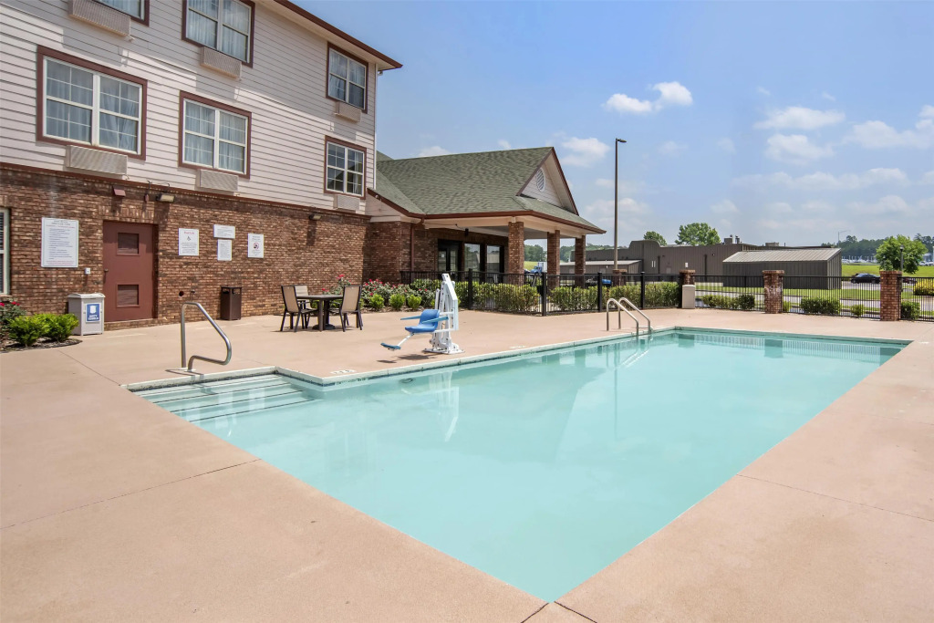 Best Western Plus Bessemer