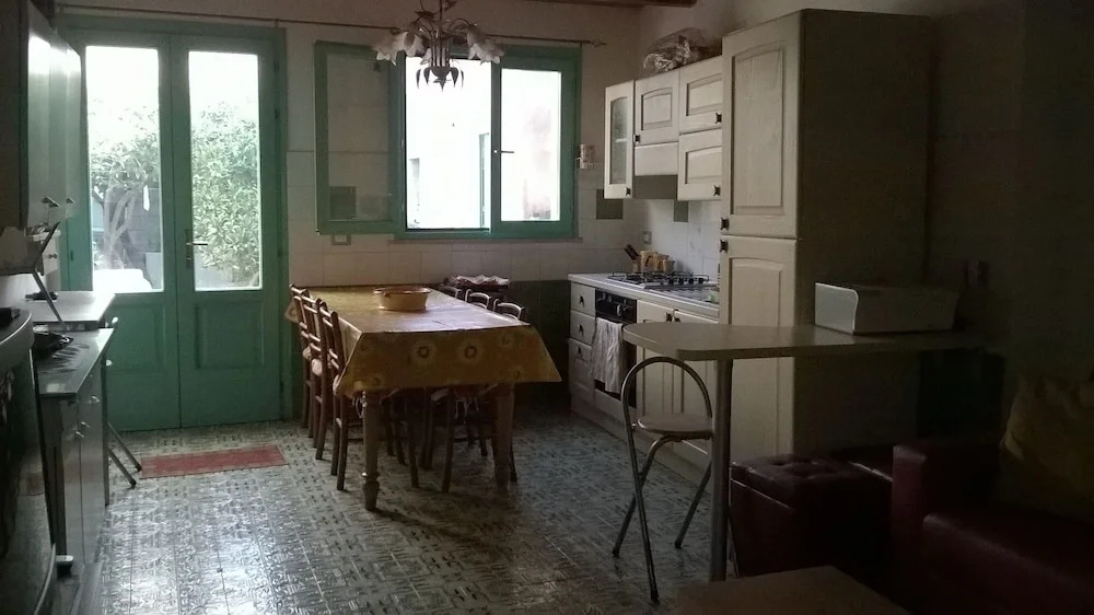 Sardinia International House