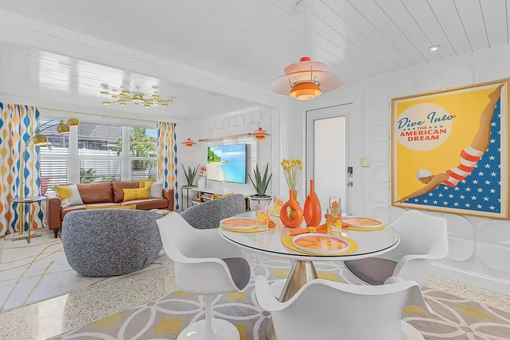 3 Mi to Beach: Delightful South Venice Retreat!