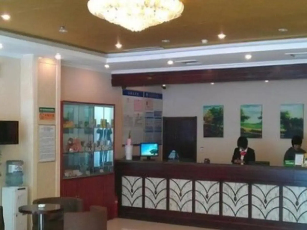 GreenTree Shandong LinYi Yinque Mountain Road Express Hotel