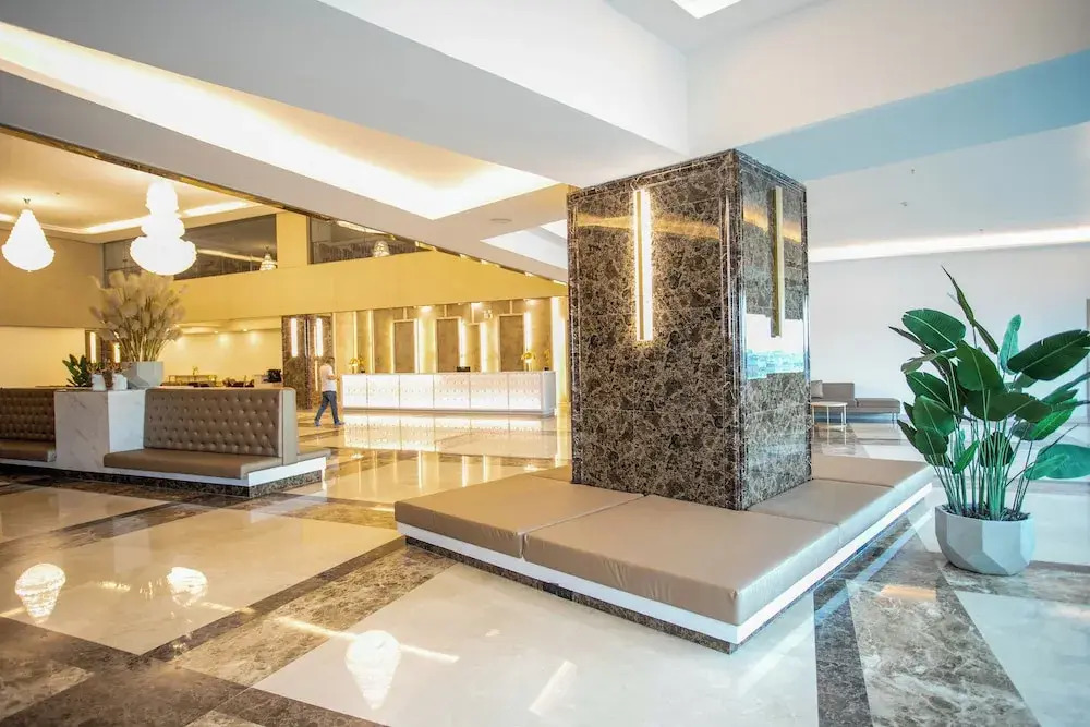 Enrich Grand Hotel