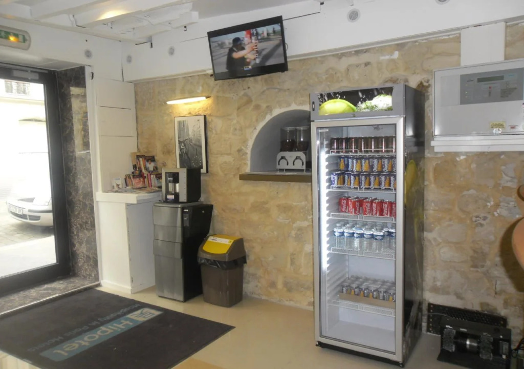 Hipotel Paris Montmartre