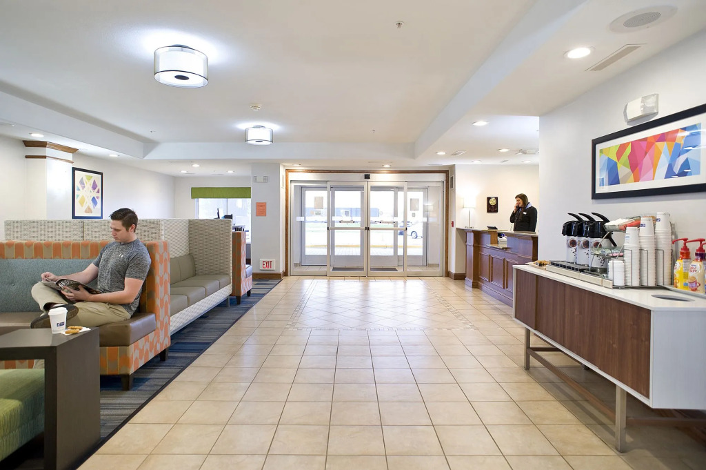 Garner Hotel Brookings by IHG