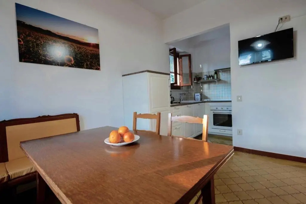 M262 - Marcelli, quadrilocale ristrutturato con terrazzo vista mare 1p