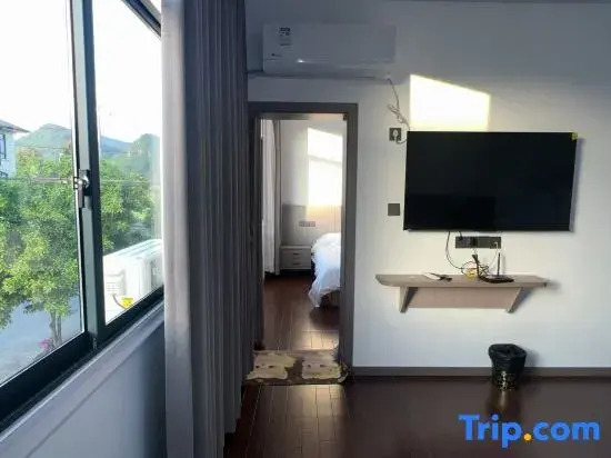 Qingyaxuan Homestay (Tonglu Kaiyuan Senbo Resort Paradise OMG Heartbeat Park)