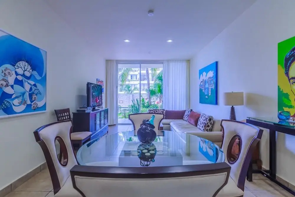 Ixchel - Ground Floor One Bedroom Suite 2108
