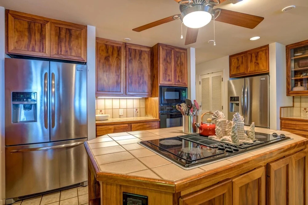 K B M Resorts- Bay-35 Presidential 5bd, 5ba Beach-front Estate, A/c, Private Yard!
