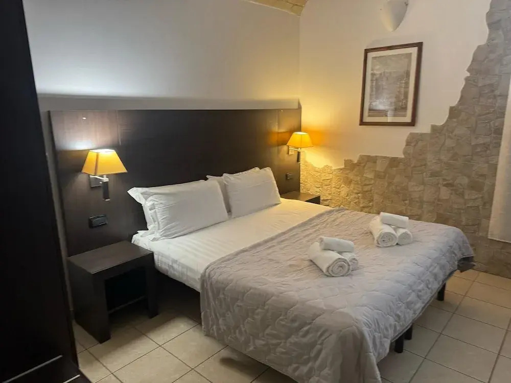 Home at Rome St. Peter Guest House