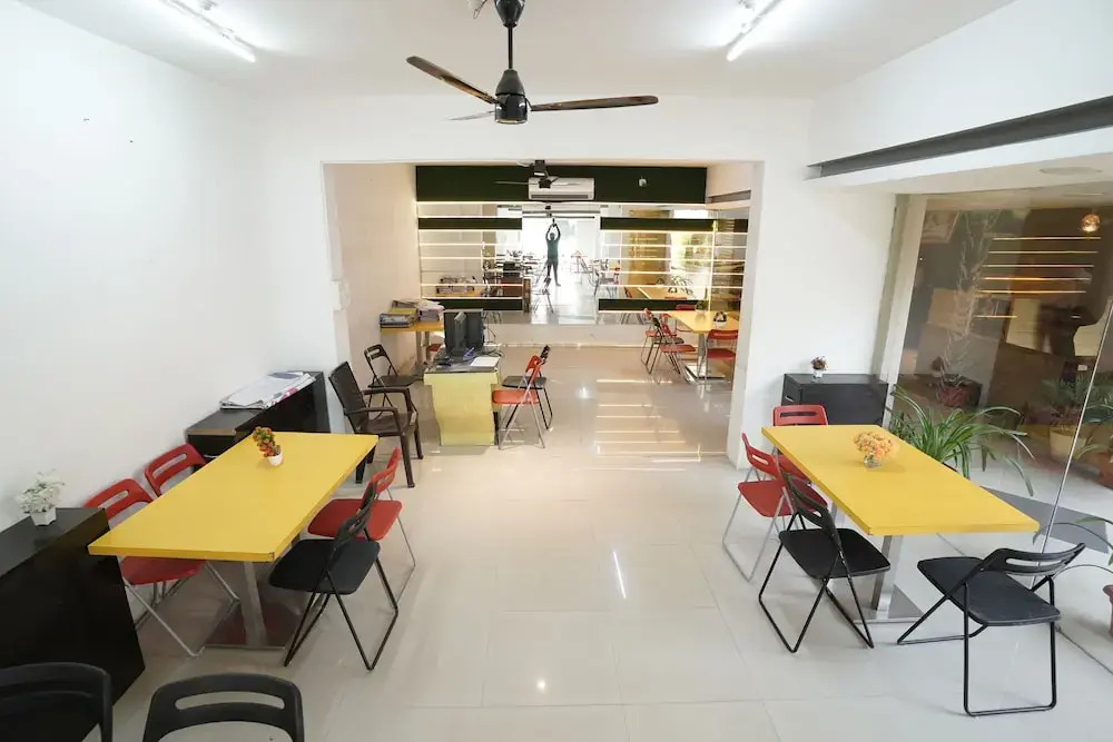 Hotel Grand Maratha