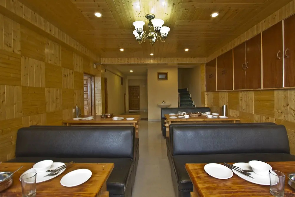 OYO 8724 Vashisht