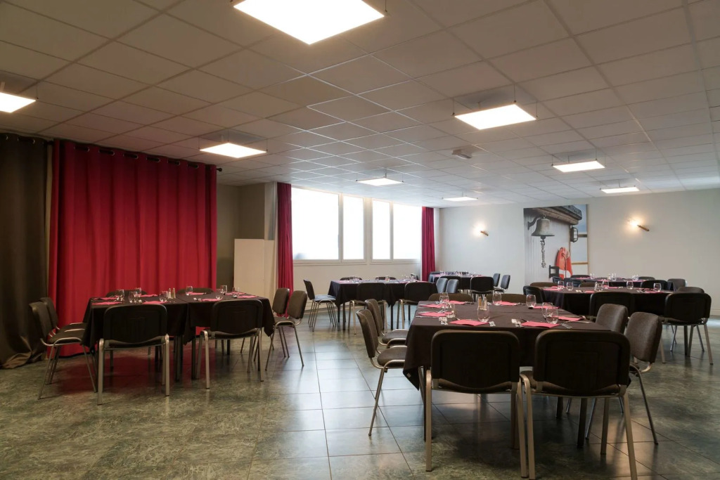 Logis Hotel Restaurant Au Chêne Vert, Saint-Brieuc